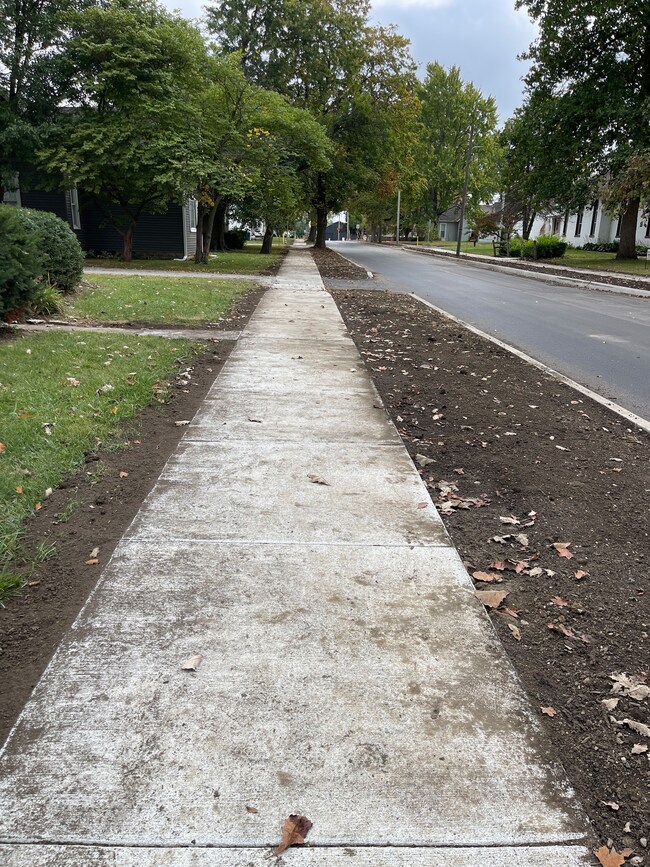 303 E 6th St, Sheridan, IN 46069 - photo 7