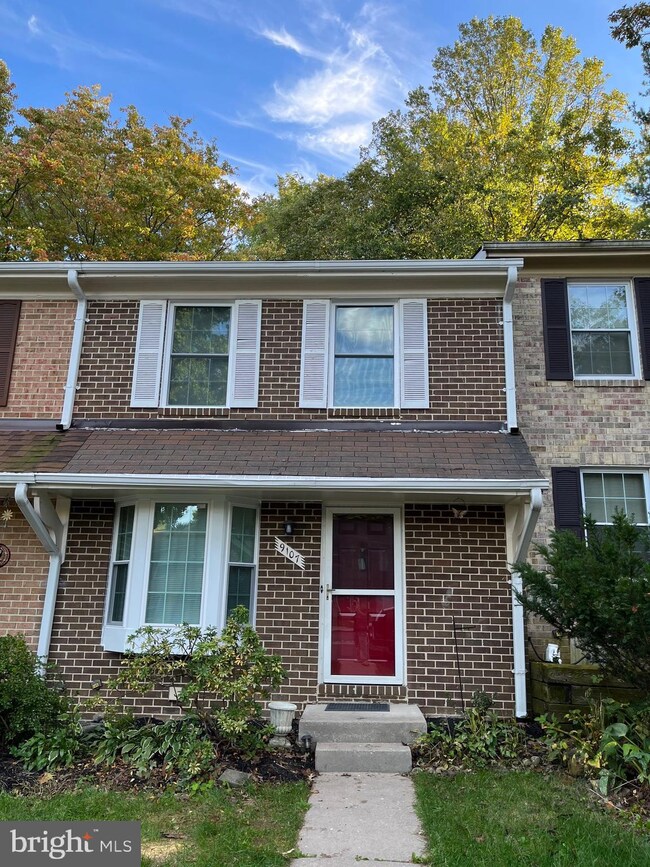 9107 Bronze Bell Cir, Columbia, MD 21045 - photo 2