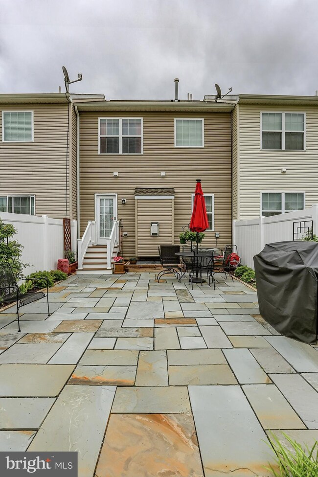 10344 Lantern Ln, Hagerstown, MD 21740 - photo 5