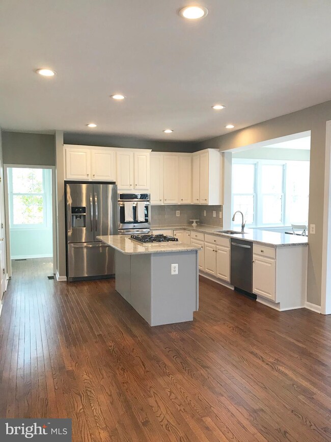 4401 Claybrooke Dr, Lothian, MD 20711 - photo 6