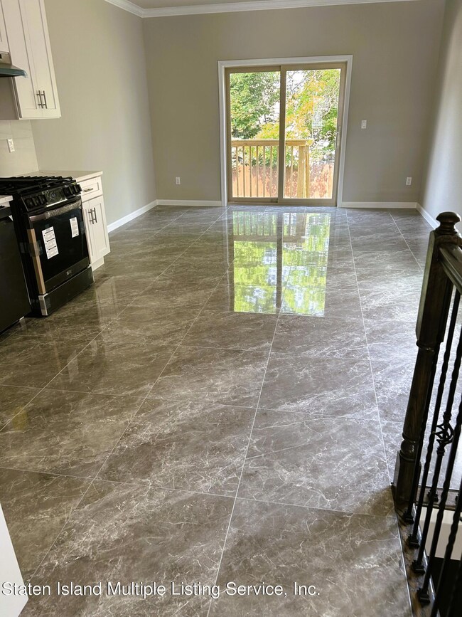 40 Wheeler Ave, Staten Island, NY 10314 - photo 3