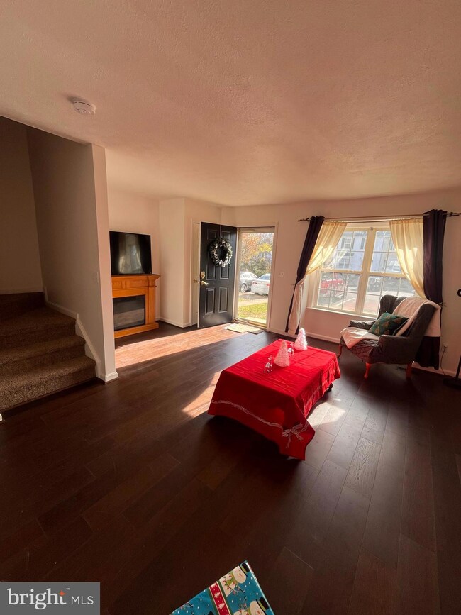 3915 Saint Michaels Square, Fredericksburg, VA 22408 - photo 7