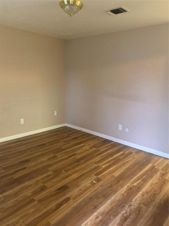 6331 Lautrec Dr, Houston, TX 77088 - photo 5