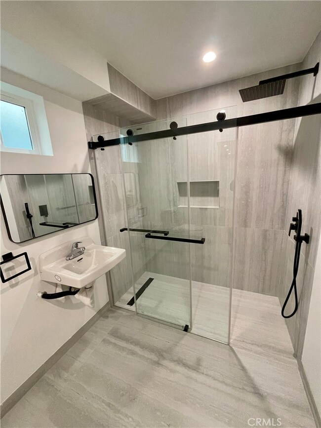 611 W 41st Place unit 1/4, Los Angeles, CA 90037 - photo 6