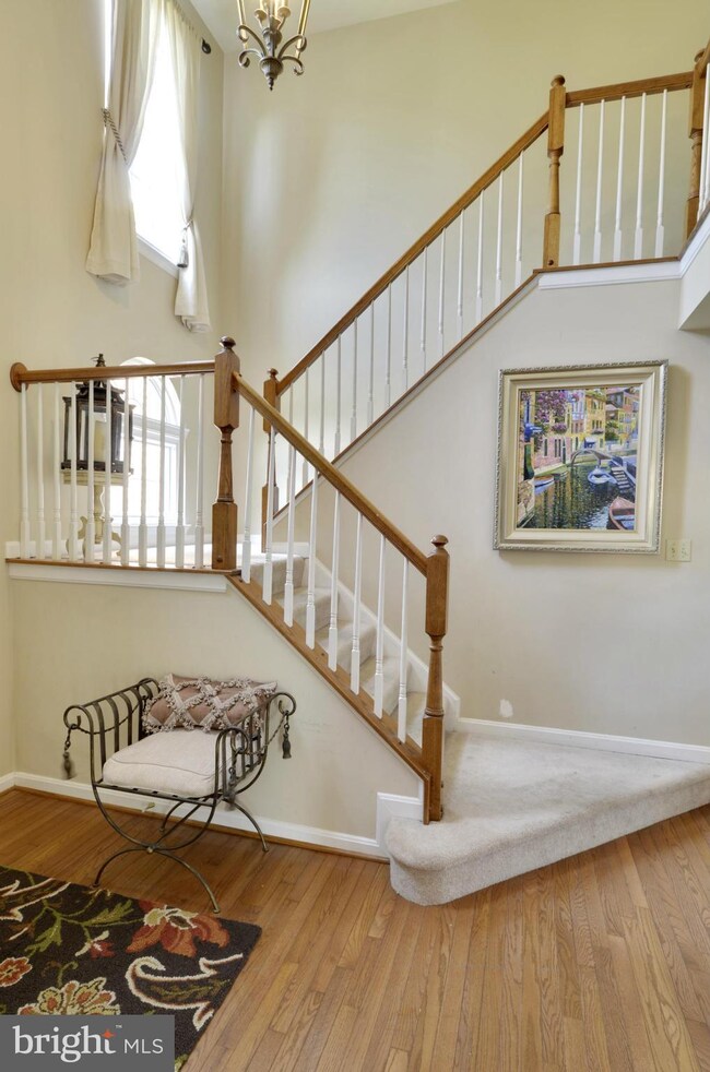 11239 Minstrel Tune Dr, Germantown, MD 20876 - photo 3