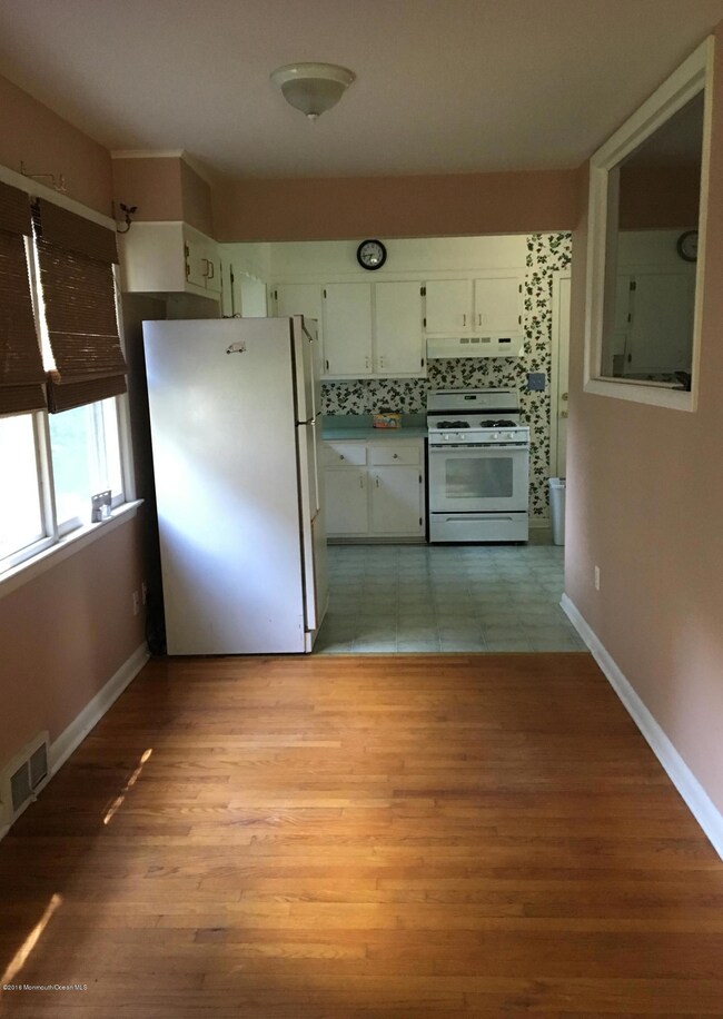 74 Madison Ave, Red Bank, NJ 07701 - photo 2