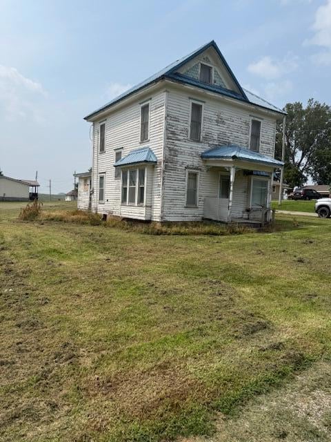 414 Pacific St, Walnut, IA 51577 - photo 2