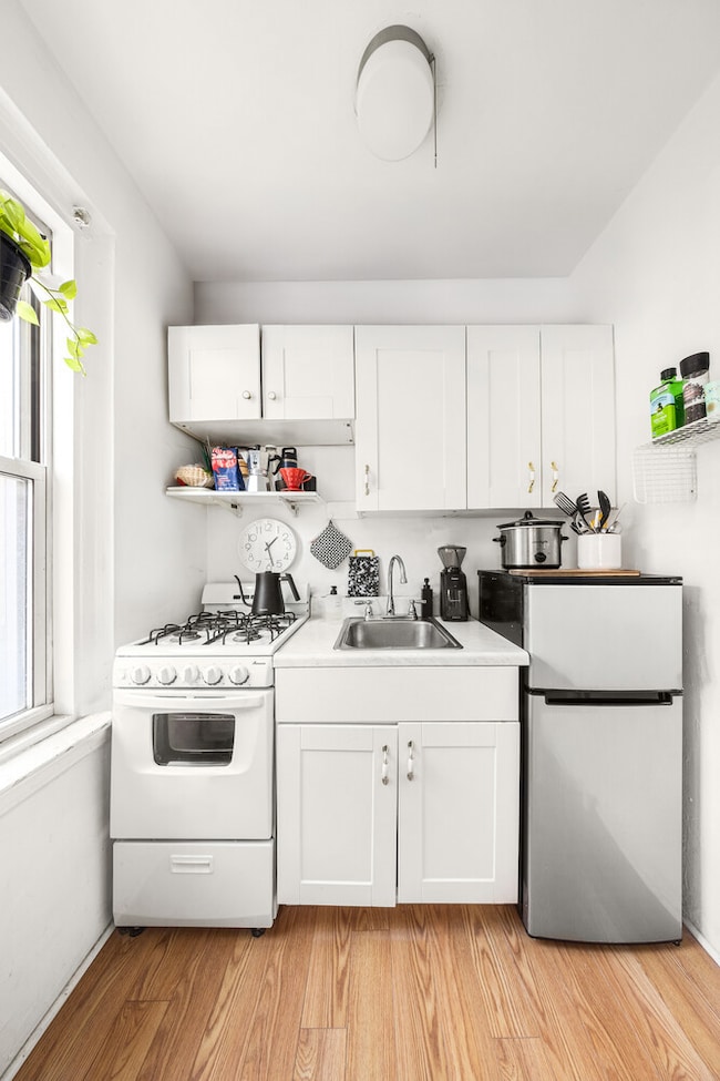 70 Remsen St unit 7J, Brooklyn, NY 11201 - photo 4