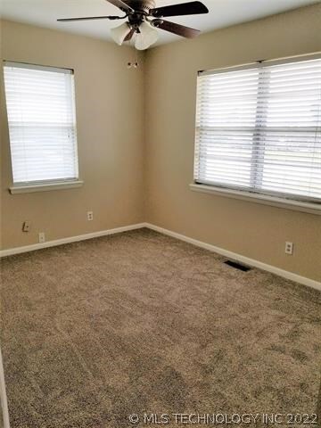 1813 S Cedar Ave, Broken Arrow, OK 74012 - photo 6