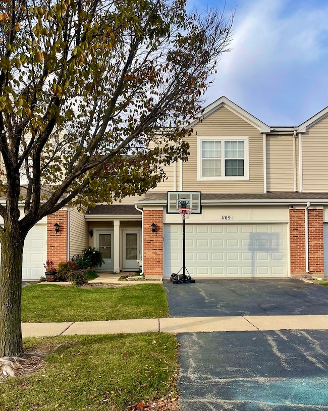 1109 Heron Cir, Joliet, IL 60431 - photo 2