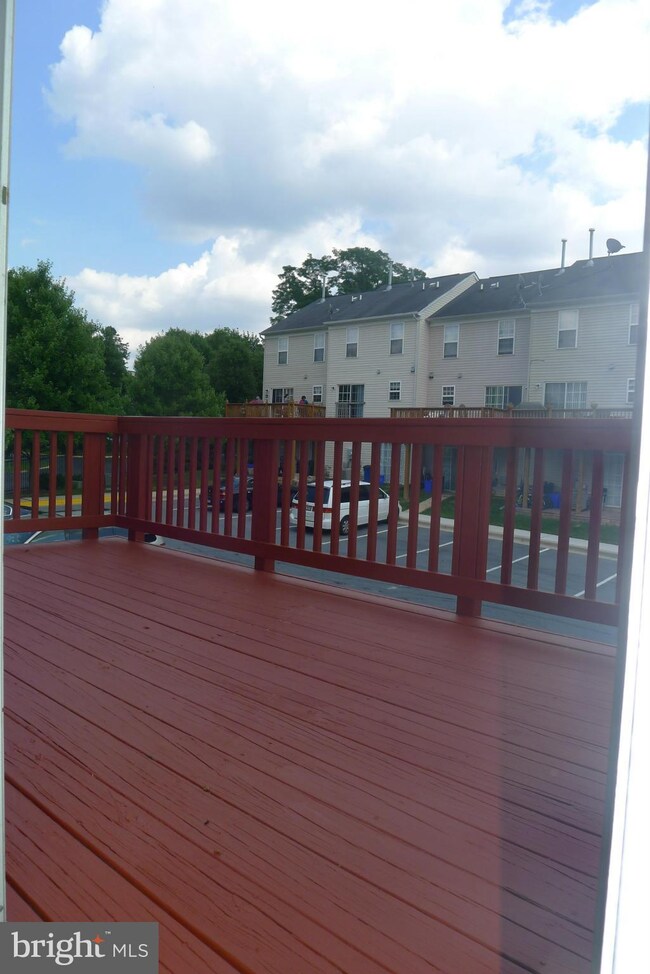 5 Darcy Green Ct, Silver Spring, MD 20910 - photo 5