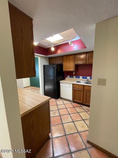 3853 N Sieg Ave, Tucson, AZ 85719 - photo 5