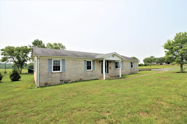 204 Herndon Ln, Berea, KY 40403- Homes.com