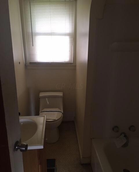 714 Elaine Rd, Columbus, OH 43213 - photo 4