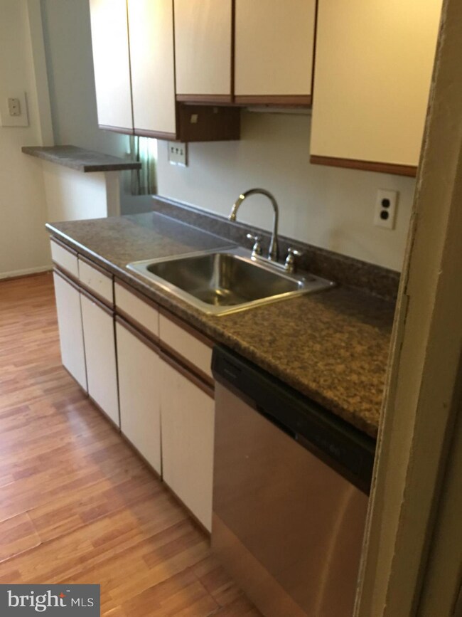 2839 Maxwell St, Philadelphia, PA 19136 - photo 4