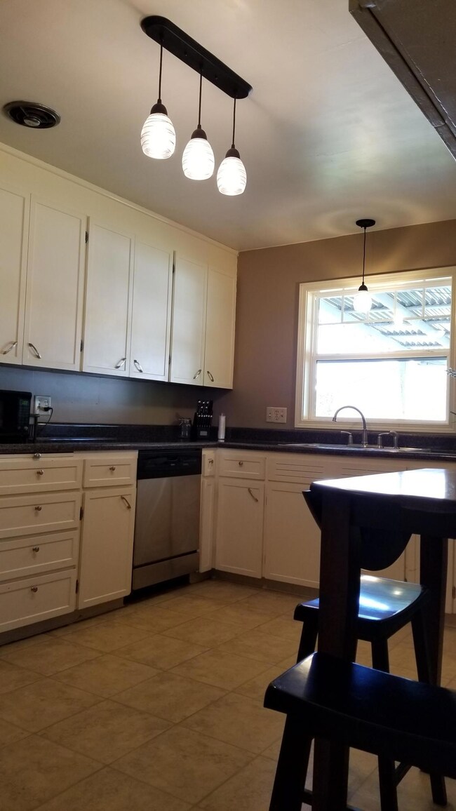 313 13th Ave NE, Jamestown, ND 58401 - photo 5