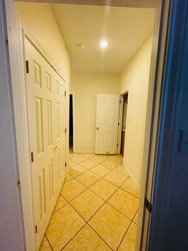 2620 Lone Oak Rd, Houston, TX 77093 - photo 6