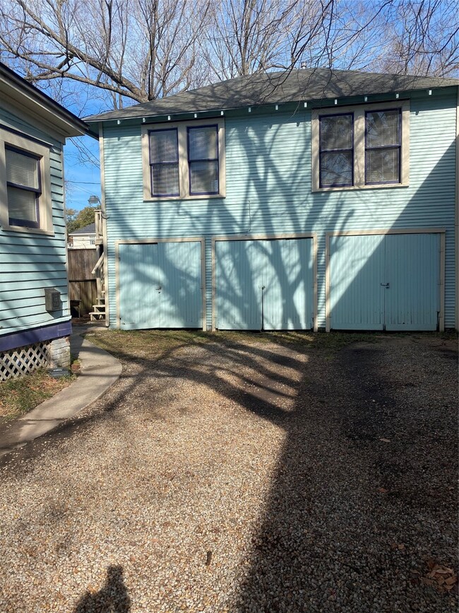 939 1/2 Byrne St unit GA, Houston, TX 77009 - photo 2