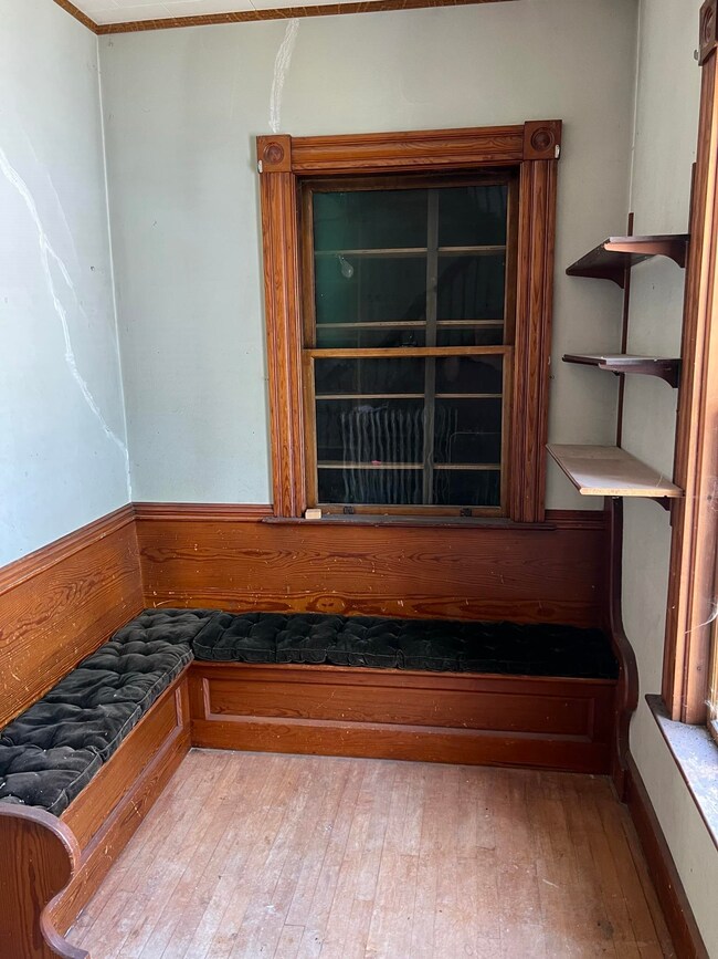 34 High St, Claremont, NH 03743 - photo 6