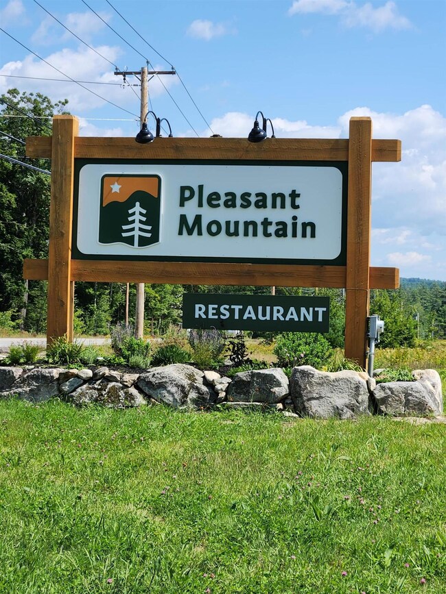 15 Mins to Pleasant Mtn
