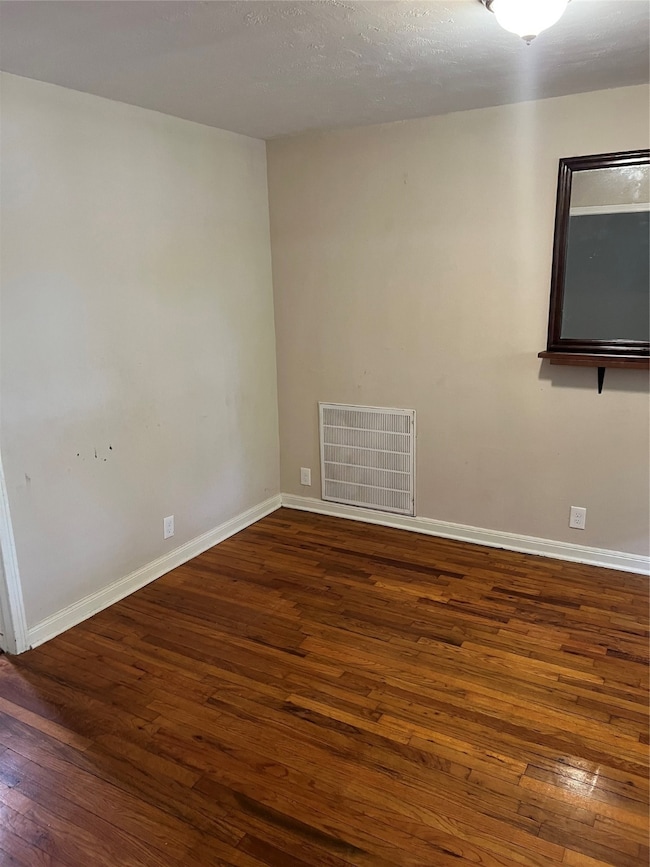 1303 Redbud, La Marque, TX 77568 - photo 3