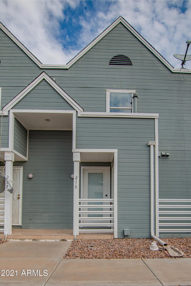 1505 N Center St (24 of 24)