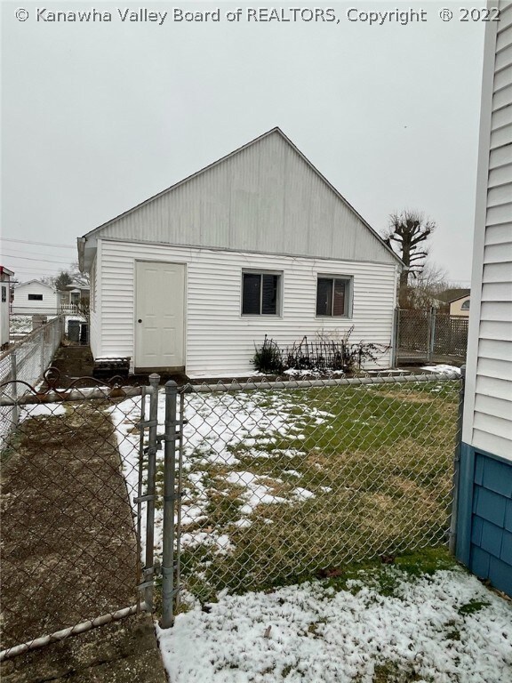 316 24th St, Dunbar, WV 25064 - photo 7