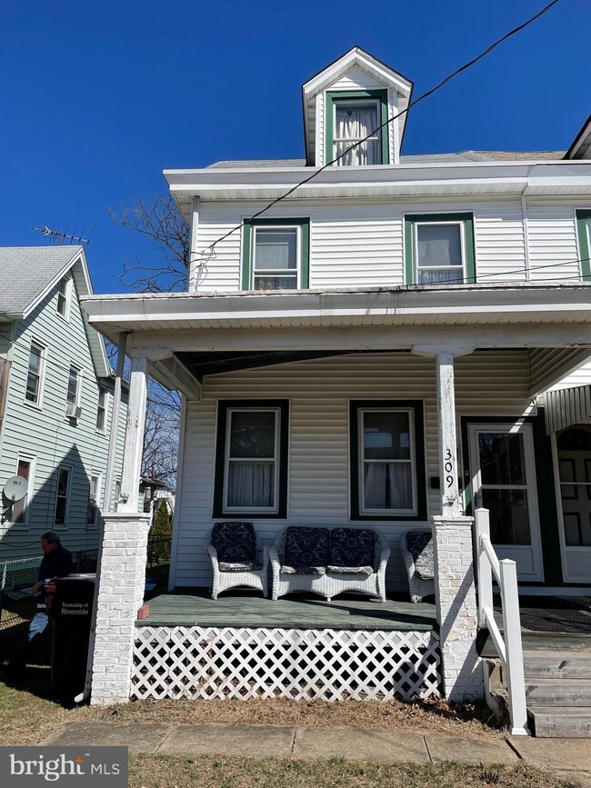 309 Delaware Ave, Riverside, NJ 08075 - photo 4