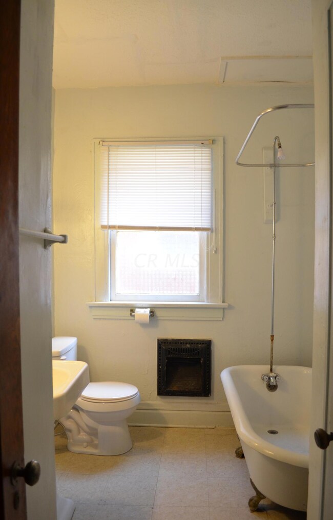BATH.jpg