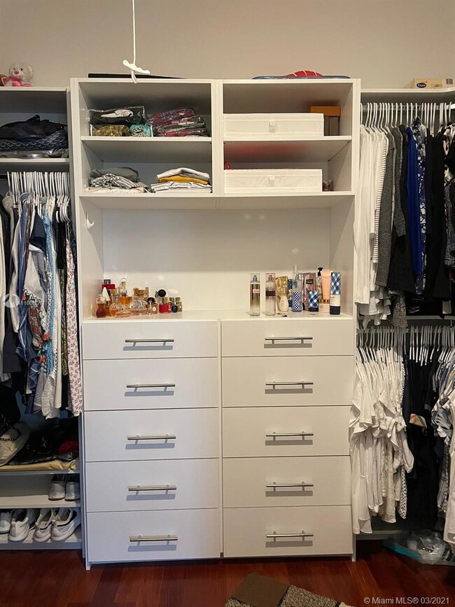 10899 NW 75th St, Doral, FL 33178 - photo 7