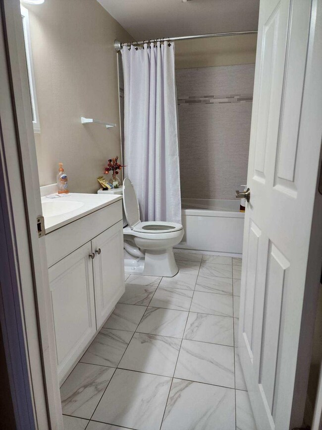 19 Kimberly Dr unit 12, Merrimack, NH 03054 - photo 7