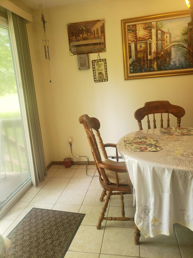 118 Stag Ct, Bushkill, PA 18324 - photo 5