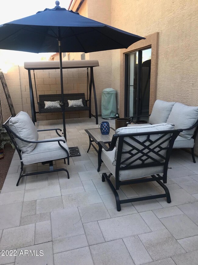Jocelyn Patio 1
