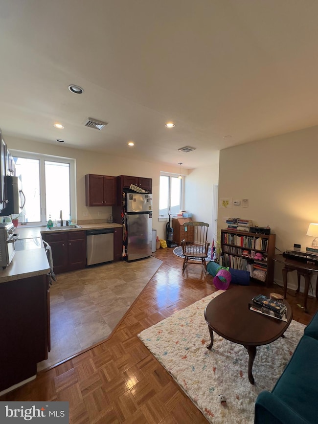 8 W Oakland Ave unit 2, Doylestown, PA 18901 - photo 2