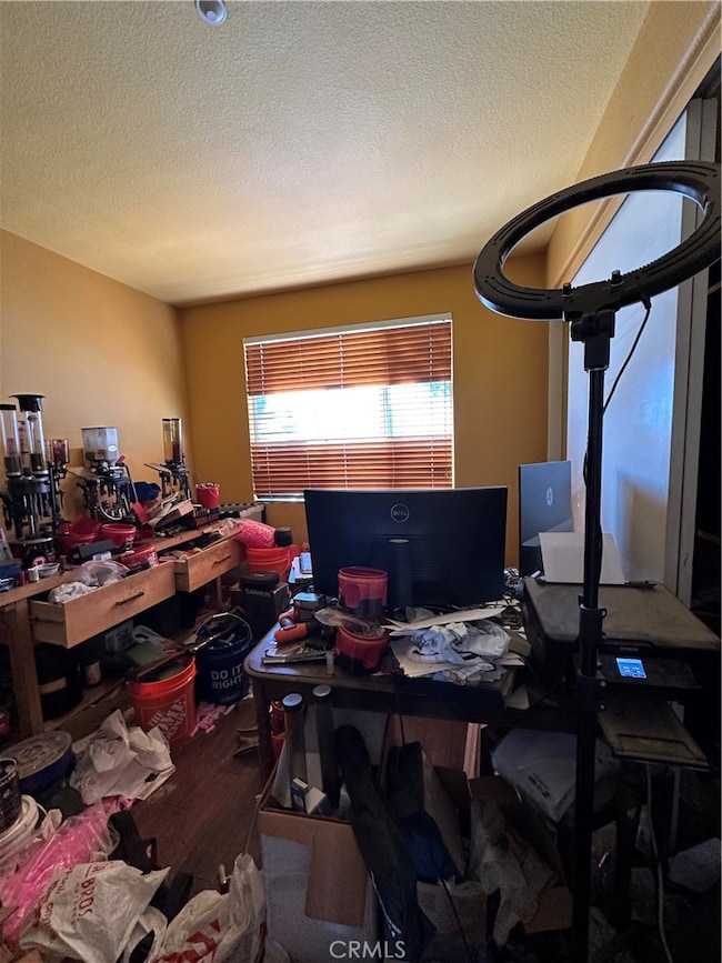 4815 Creekway Ln, Riverside, CA 92505 - photo 3