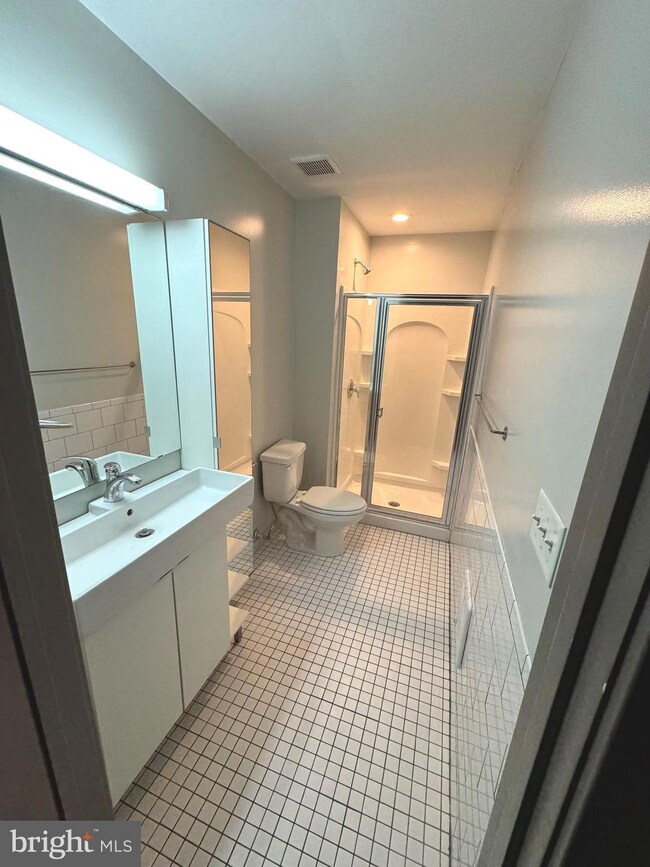 330 Saint Paul Place unit 11, Baltimore, MD 21202 - photo 5