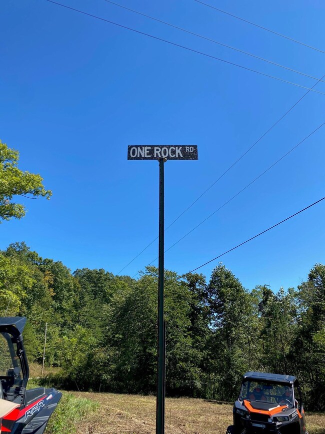 75 One Rock Rd, Somerset, KY 42501 - photo 2