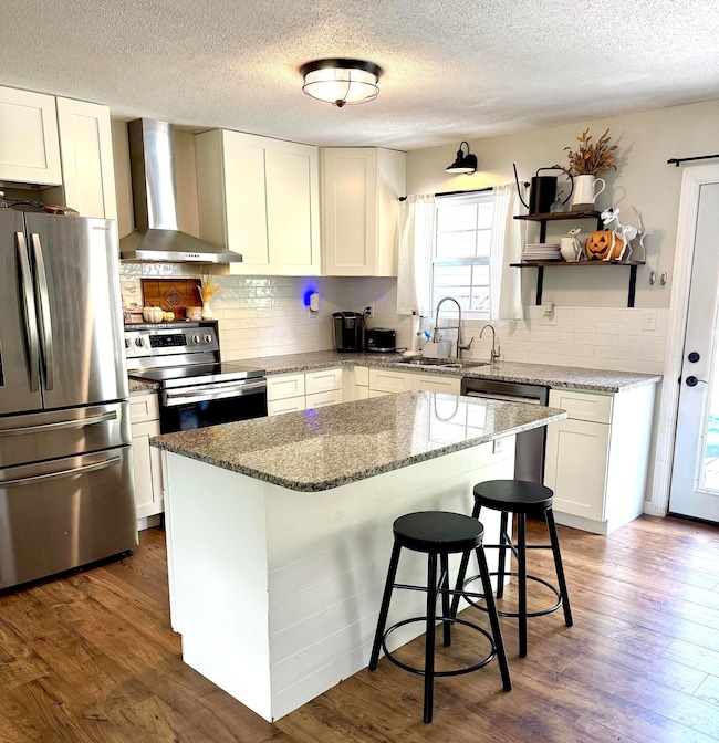 995 Spring Creek Rd, Dandridge, TN 37725 - photo 2