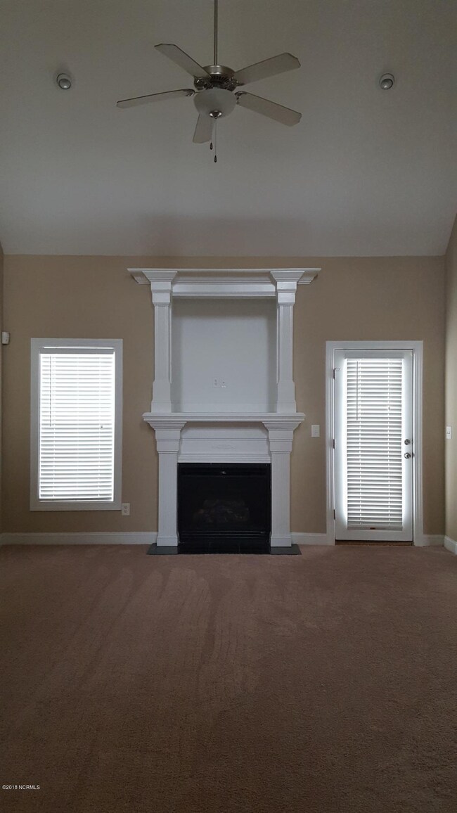 482 Williamston Dr, Winterville, NC 28590 - photo 7