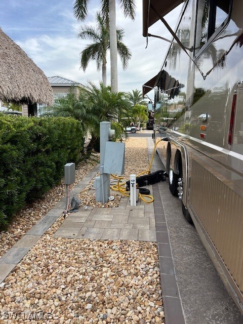 5210 Marsh Mallow Trail, Fort Myers, FL 33905 - photo 6