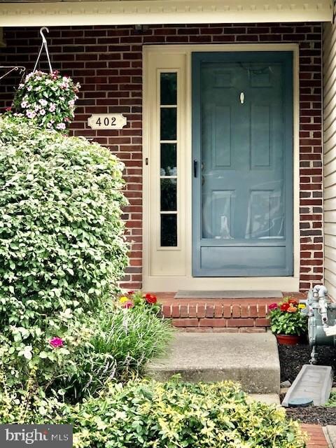 402 Williamsburg Ct, Marlton, NJ 08053 - photo 2