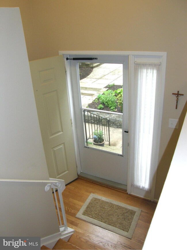 5994 Annaberg Place unit 174, Burke, VA 22015 - photo 3