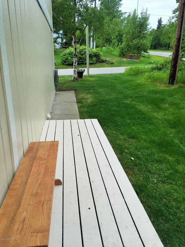 Side deck