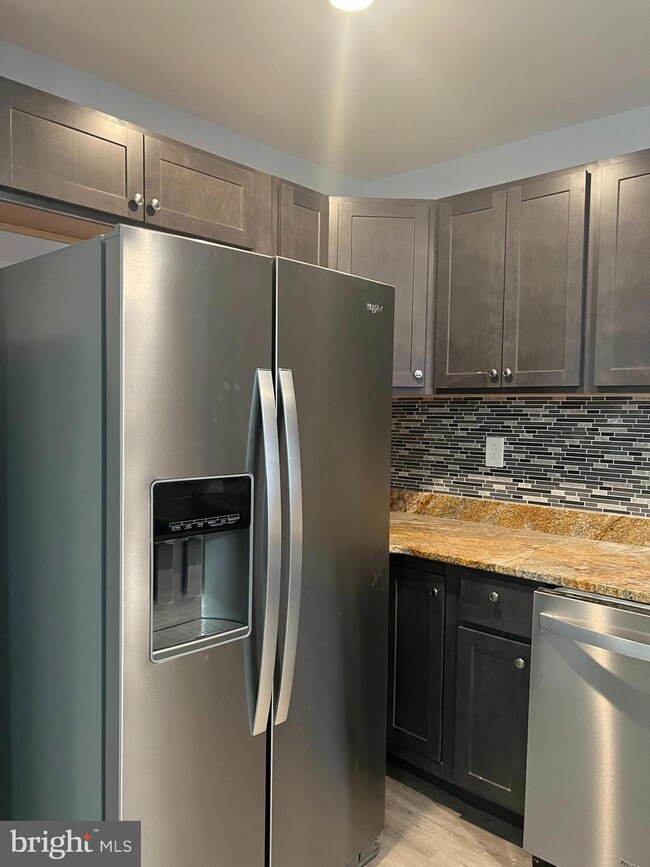 2301 Dukeland St, Baltimore, MD 21216 - photo 6