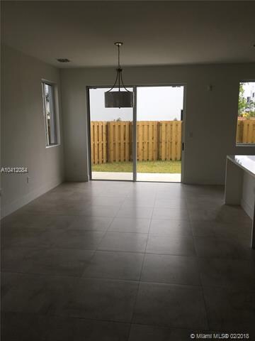 7231 NW 103rd Path unit 7143, Doral, FL 33178 - photo 4