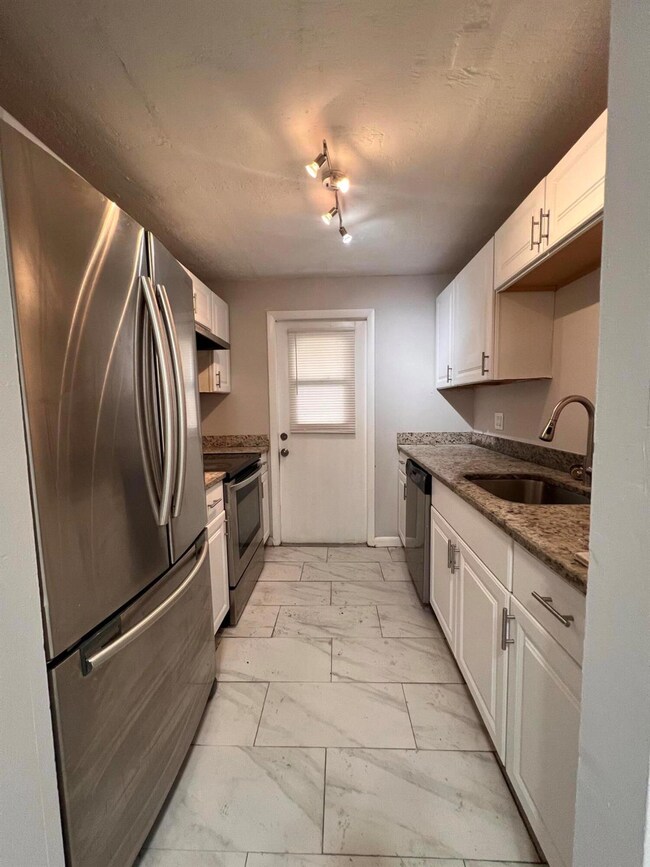 645 SW 20th Ct unit 8C, Delray Beach, FL 33445 - photo 3