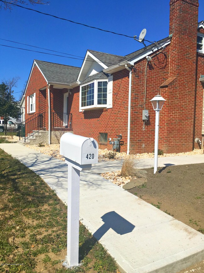 420 Amboy Rd, Keyport, NJ 07735 - photo 3
