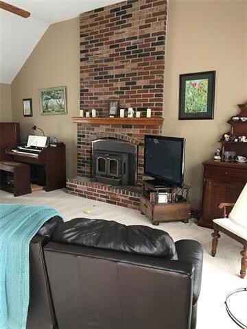 4825 Perry Ln, Shawnee, KS 66203 - photo 6