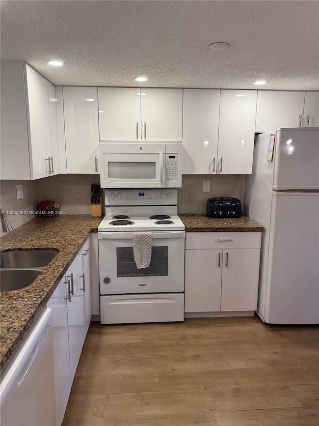 Le Frontenac Condominium unit 505, Sunny Isles Beach, FL 33160 - photo 2