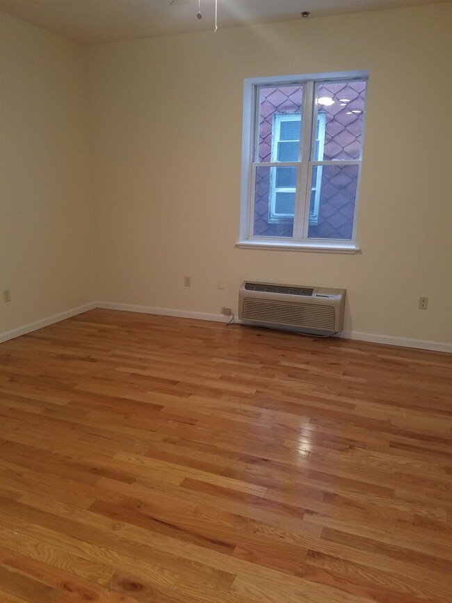 123 43rd St unit 5, Union City, NJ 07087 - photo 2